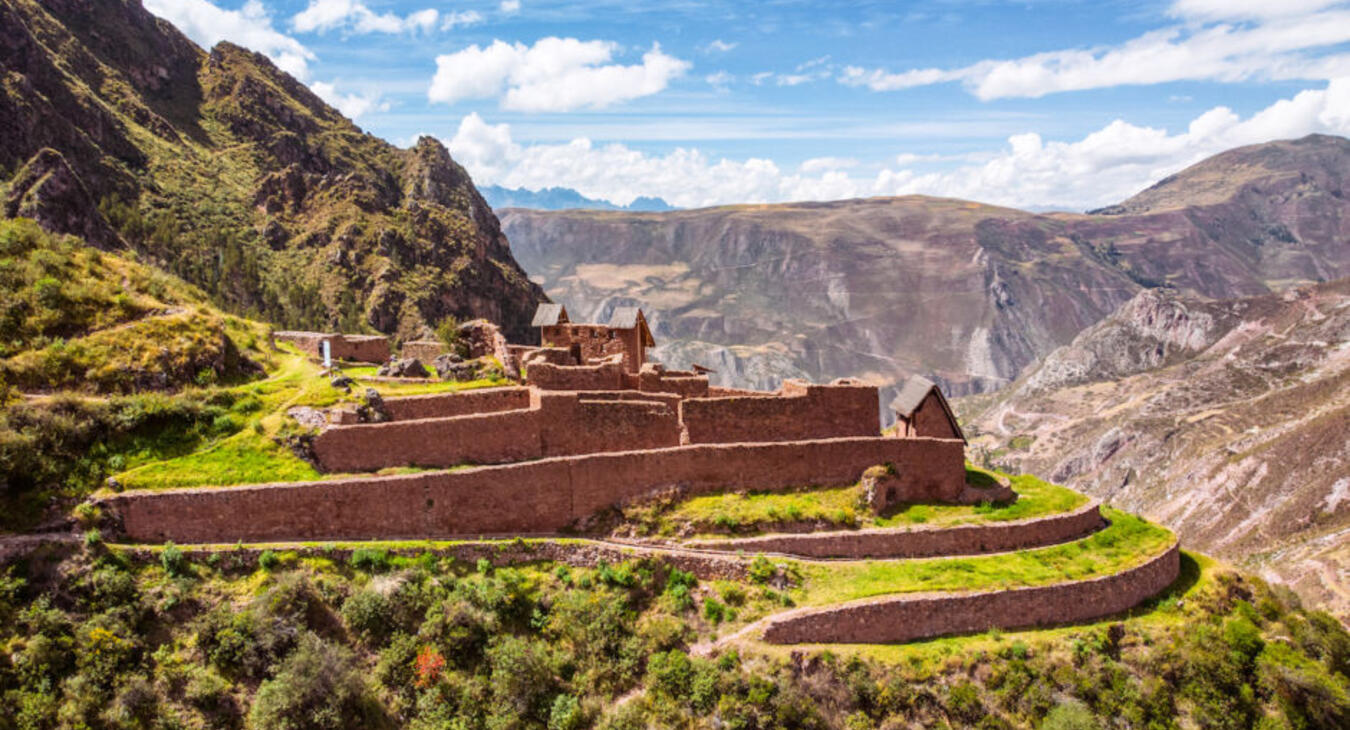 Inca ruins of Raqaypata